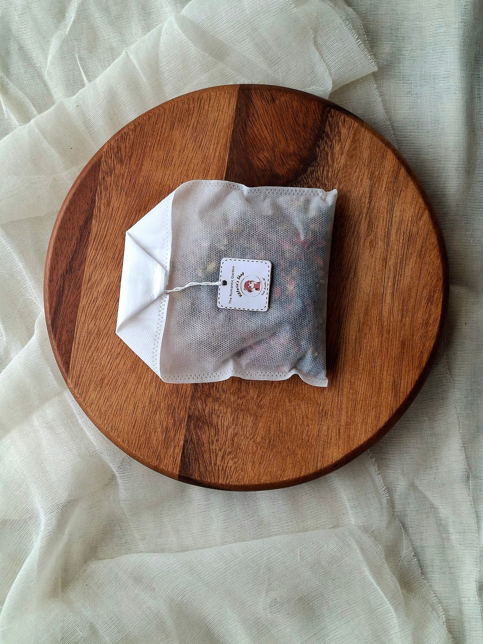 The Romantic Garden Bath Tea